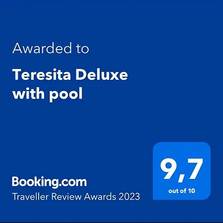 Teresita Deluxe With Pool Apartment *